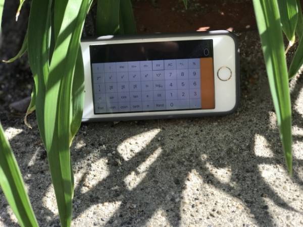 Ứng dụng máy tính Calculator 