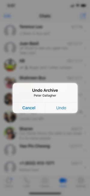 Lắc điện thoại để khôi phục cuộc trò chuyện