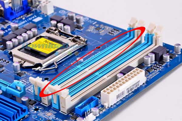 Sửa lỗi RAM kêu khi khởi động