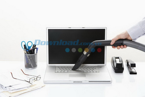 Cấp cứu nhanh khi laptop bị dính nước