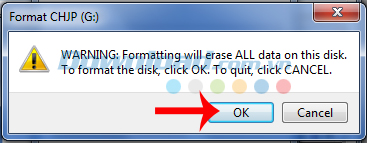 Nhấp vào OK để xác nhận việc chuyển định dạnh USB