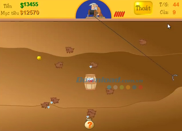 Màn có lợn tha kim cương trong Đào vàng