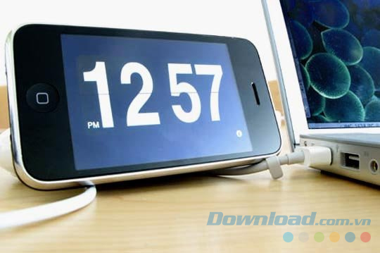 Đồng hồ báo thức từ smartphone cũ