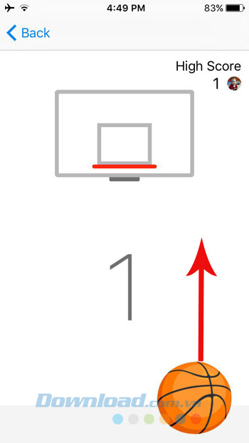 Chơi game bóng rổ