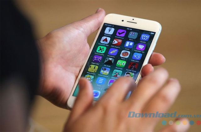 Khám phá ứng dụng có sẵn trên iPhone