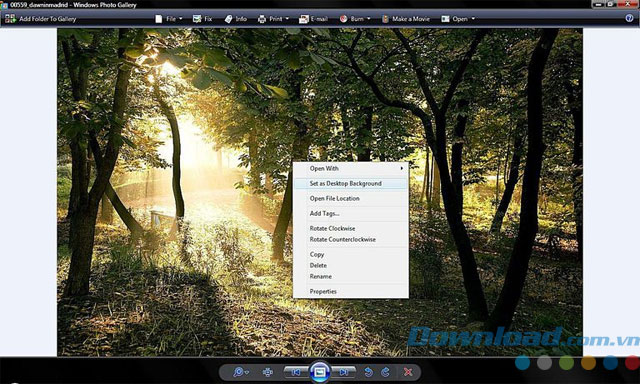 Chuột phải ảnh đang mở để cài đặt hình nền Windows Chuột phải ảnh đang mở để cài đặt hình nền Windows
