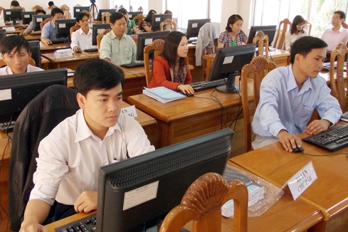 thi công chức xã năm 2017