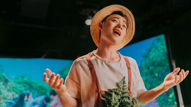 Ngồi hát đỡ buồn