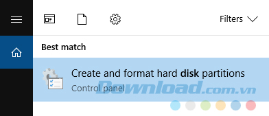 Chọn Create and format hard disk partitions
