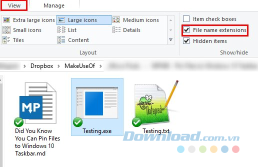 Vào File Explorer