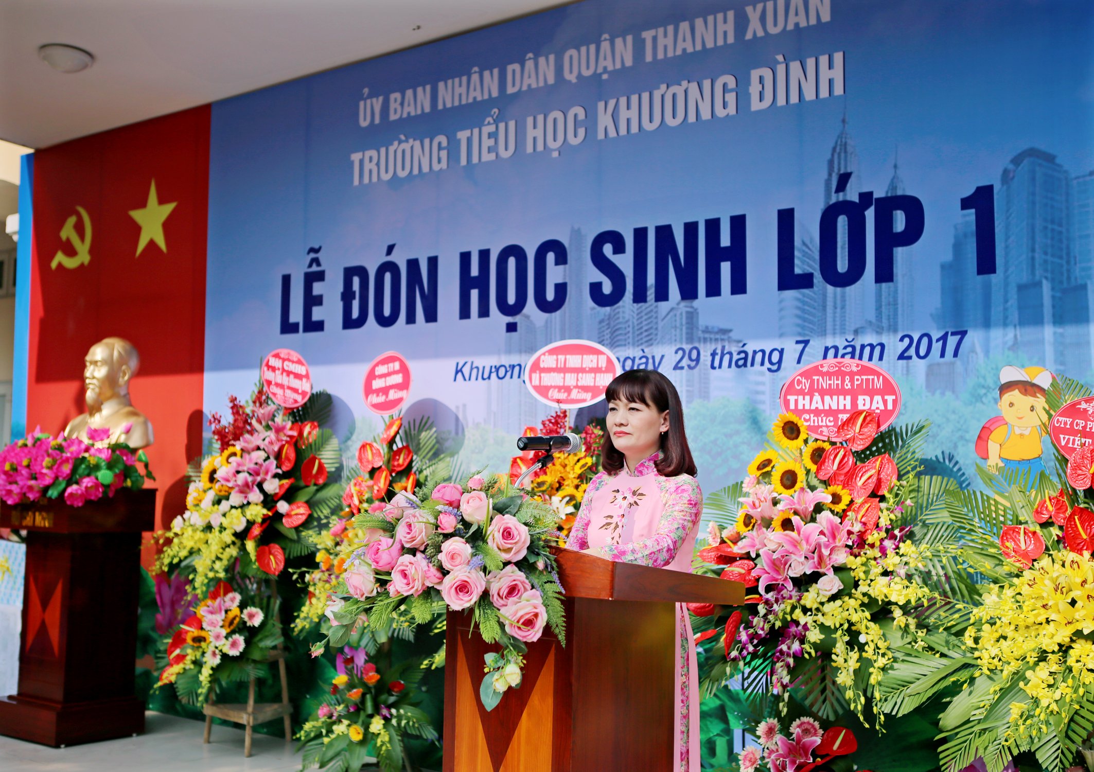 Lời dẫn đón học sinh vào lớp 1 hay và ý nghĩa nhất (11 mẫu) Bài phát biểu đón học sinh vào lớp 1 năm 2024 – 2025