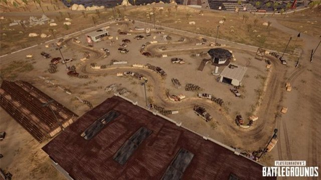 Tập lái xe trong game sinh tồn PUBG