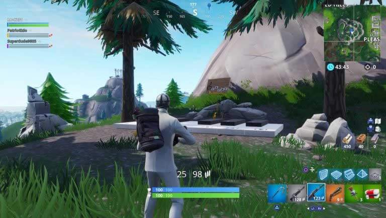 Đàn piano ở công viên Pleasant trong Fortnite Week 2