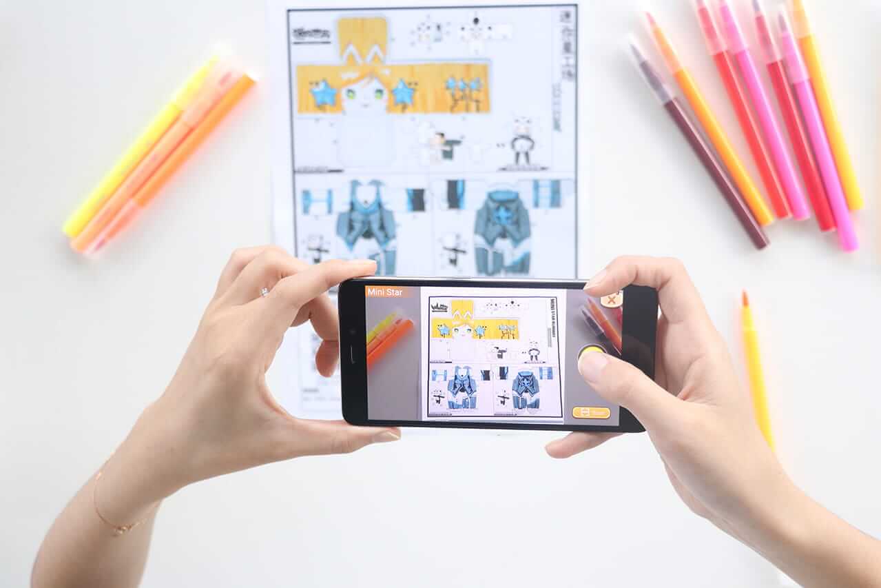 Chụp ảnh card vẽ để nhập vào Mini World