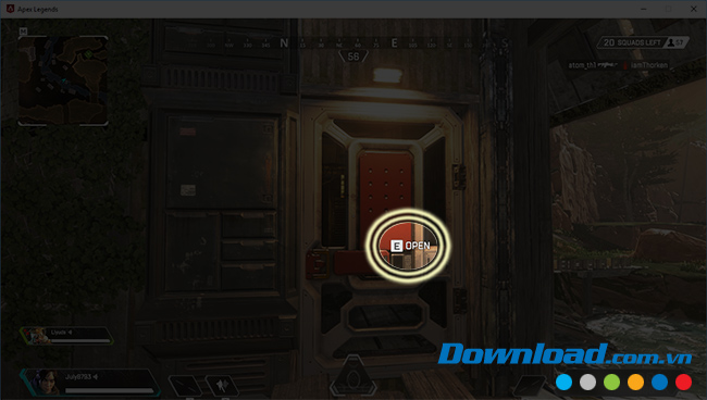 Mở cửa vào phòng 