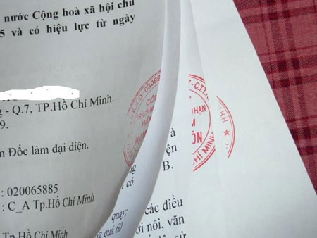 Đóng dấu giáp lai