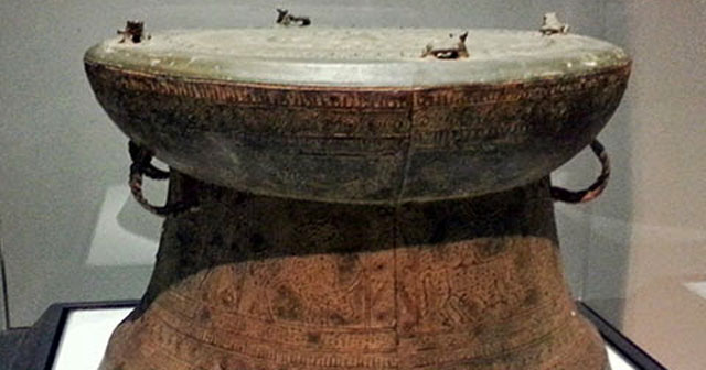 Tả món đồ trong viện bảo tàng mà em được quan sát