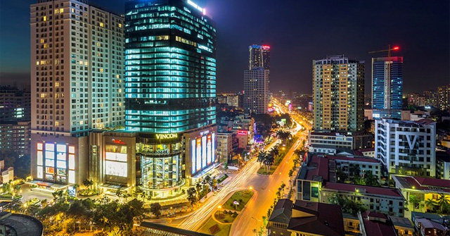 Quang cảnh đường phố lúc lên đèn 