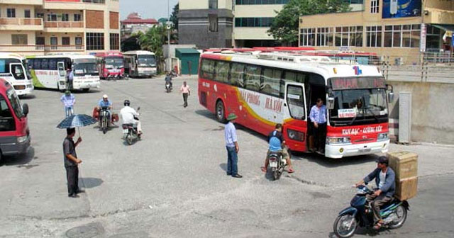 Tả cảnh bến xe hoặc bến tàu mà em biết