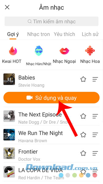 Ấn nút Sử dụng và quay