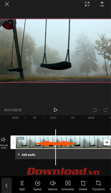 Giữ và kéo hai đầu của thanh timeline