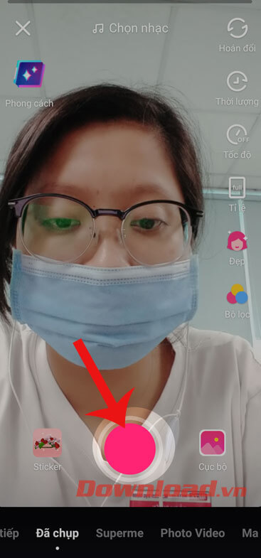 Nhấn nút Quay video