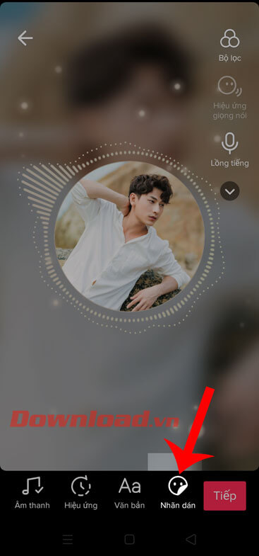 Ấn vào mục Nhãn dán