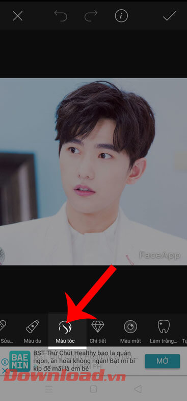 Ấn vào mục Màu tóc