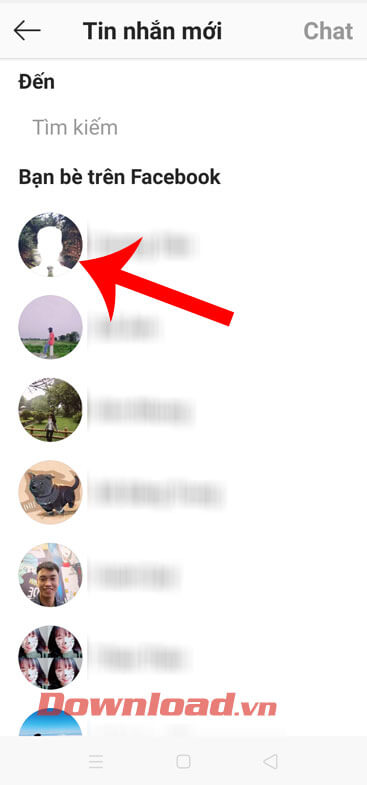 Nhấn vào tài khoản Facebook của bạn bè