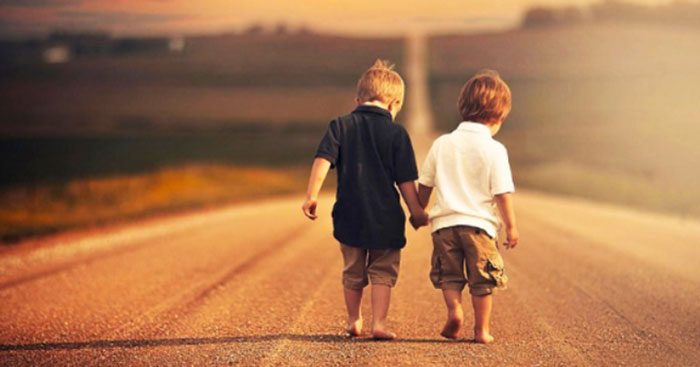 Viết về tình cảm của em với anh của em