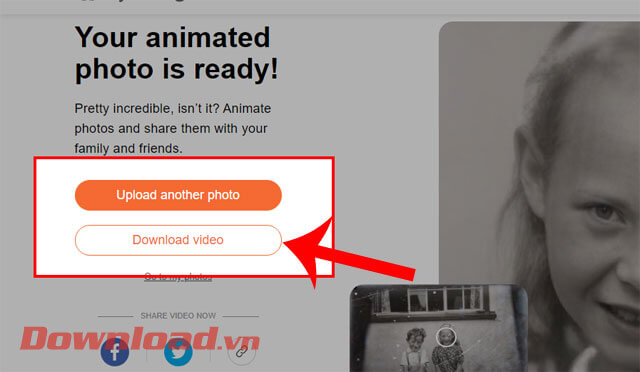 Click chuột vào nút Download video