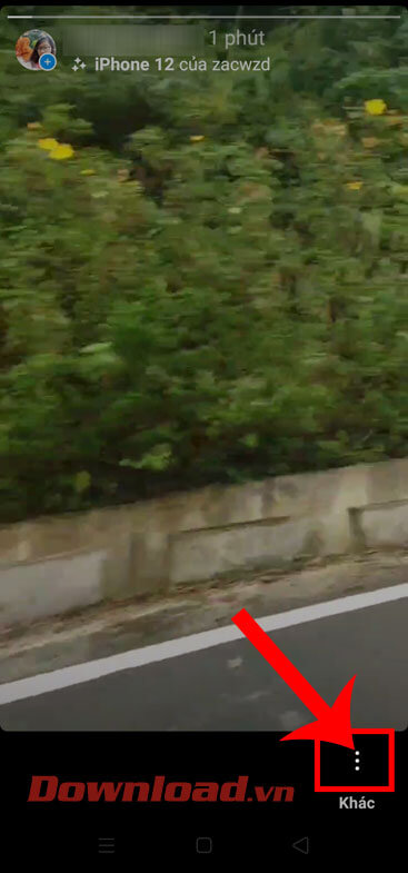 Nhấn vào dấu ba chấm