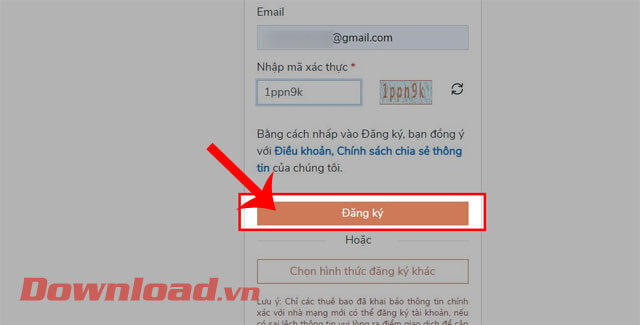 <p><strong>Bước 5:</strong> Khi đã hoàn thành việc nhập thông tin cá nhân của mình, thì hãy nhấn vào