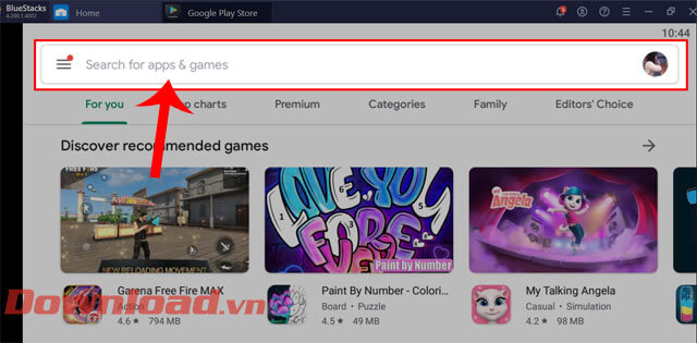 <p><strong>Bước 3: </strong>Trong trang chủ của CH Play, nhấn vào <strong>ô tìm kiếm</strong> ở phía