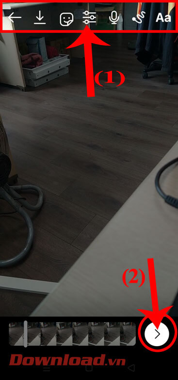 Chèn nhãn dán, văn bản,...