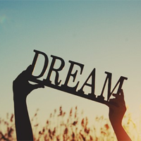 Nghị luận xã hội về việc theo đuổi ước mơ (2 Dàn ý + 18 mẫu)