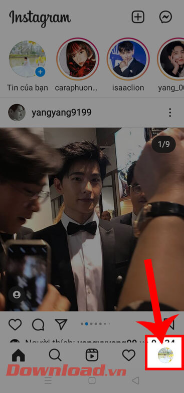 <p><strong>Bước 1:</strong> Để bỏ hạn chế bất kỳ tài khoản nào, thì tại trang chủ của Instagram, ấn