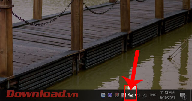 Nhấp chuột phải vào biểu tượng pin