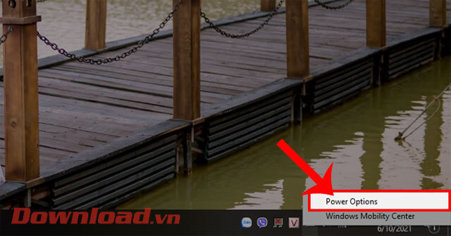 Ấn vào mục Power Options