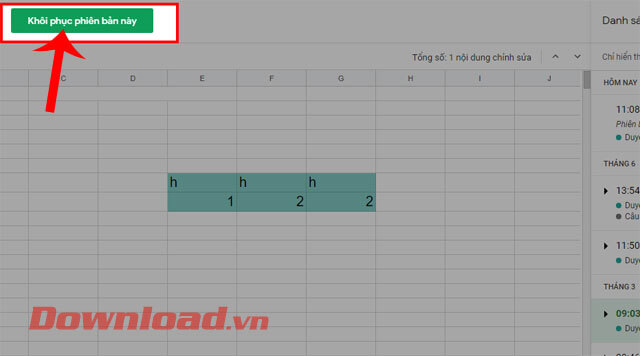 Click chuột vào nút Khôi phục phiên bản này