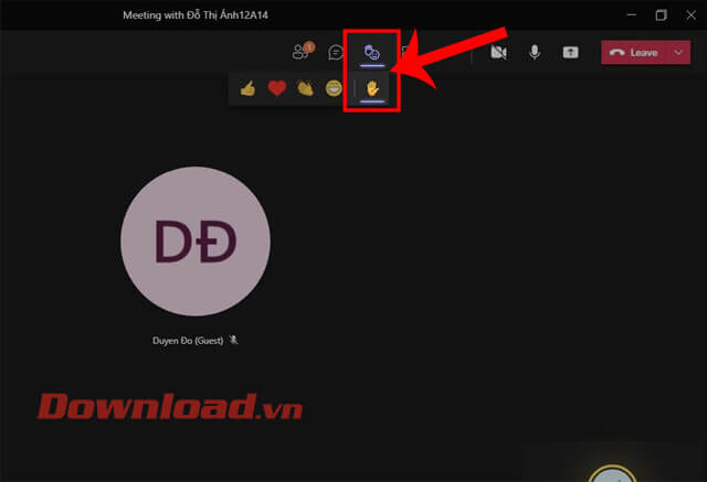 <p><strong>Bước 5: </strong>Để hạ tay xuống, chúng ta tiếp tục nhấp chuột vào bi<strong>ểu tượng giơ