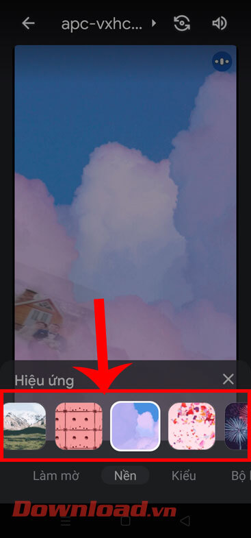 <p><strong>Bước 4:</strong> Khi này phía dưới màn hình sẽ hiển thị rất nhiều hình nền ấn tượng, chọn
