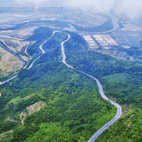 Phân tích bài thơ Qua Đèo Ngang của Bà Huyện Thanh Quan (Dàn ý + 16 mẫu)