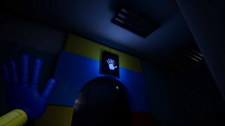 Vào sảnh chờ trong game Poppy Playtime