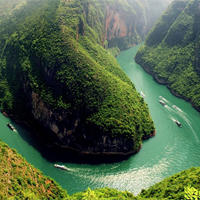 Văn mẫu lớp 12: Dàn ý cảm nhận vẻ đẹp của sông Hương khi ở thượng nguồn (2 Mẫu)