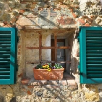 Soạn bài Thực hành đọc: Những khuôn cửa dấu yêu - Kết nối tri thức 7