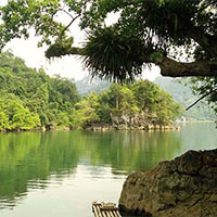 Soạn bài Trên hồ Ba Bể (trang 4)