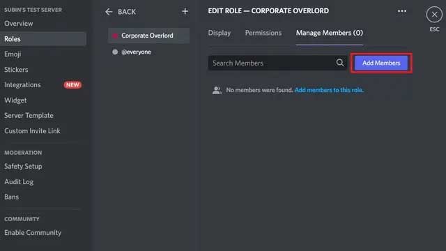 <p>2. Tiếp theo, click <strong>Add Members</strong> để xem danh sách tất cả thành viên trong máy chủ