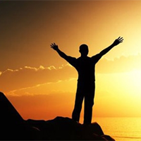 Văn mẫu lớp 12: Đoạn văn suy nghĩ về những tấm gương vượt qua số phận của chính mình