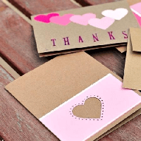 Chia sẻ với bạn những điều em sẽ viết trong bưu thiếp tặng người thân (10 mẫu)